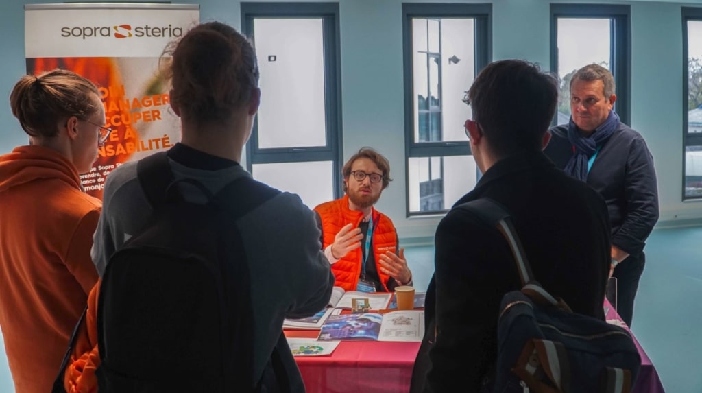 Discussion étudiants ESAIP  / professionnels